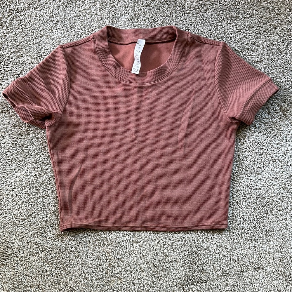 Waffle knit alo yoga top limited edition auburn red